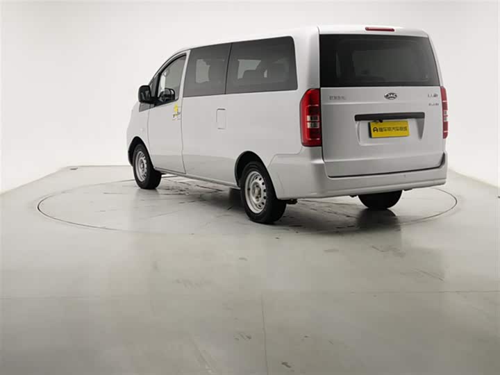 JAC Refine M3 2023 2023款 PLUS 1.5T 5/7座经典版