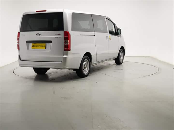 JAC Refine M3 2023 2023款 PLUS 1.5T 5/7座经典版