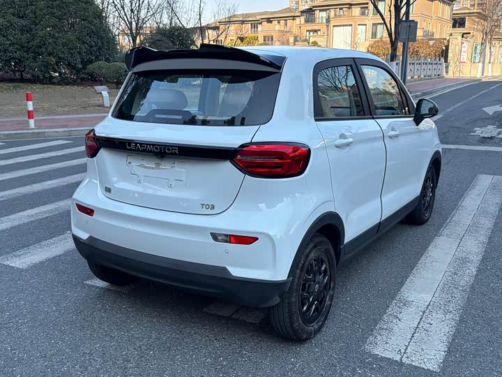 Leapmotor T03 2025 2025款 310舒享版
