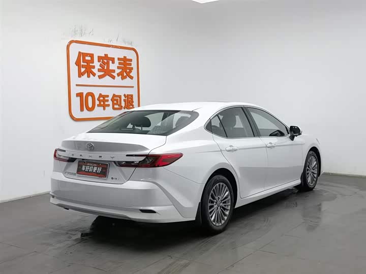 Toyota Camry 2026 2026款 双擎 2.0HE 精英版