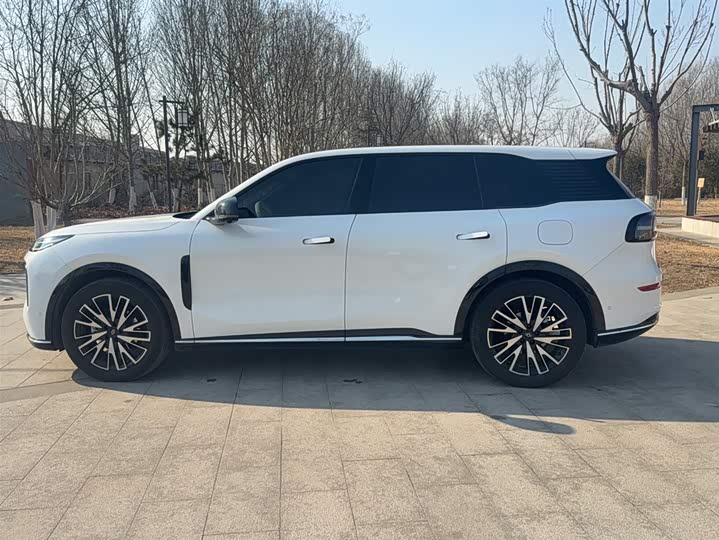 Changan Qiyuan (Nevo) Q07 2025 2025款 215尊荣型