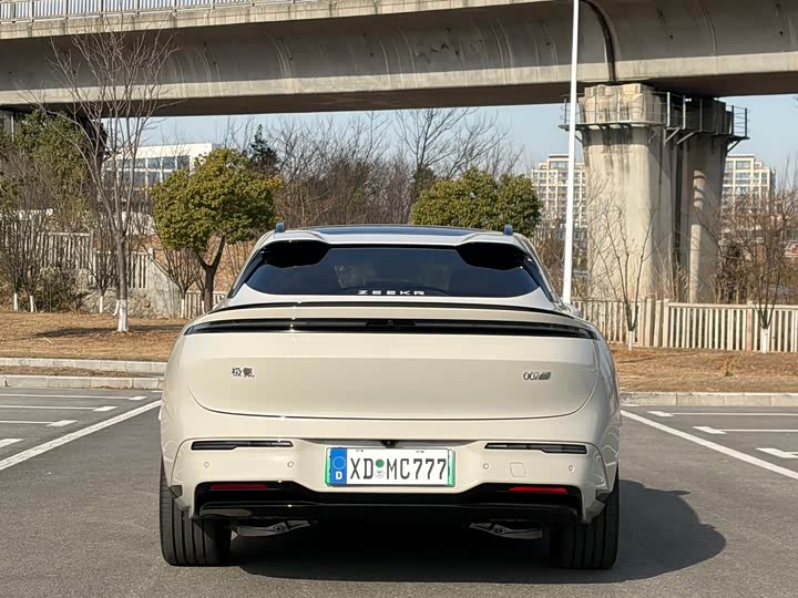 Zeekr 007 GT 2025 2025款 长续航后驱智驾版 100kWh