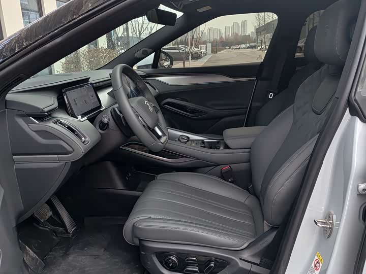 BYD Song L 2025 2025款 智驾版 662km 激光雷达卓越型