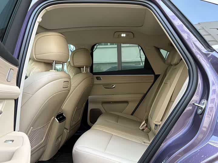 Aito M5 2025 2025款 增程 Ultra 四驱版