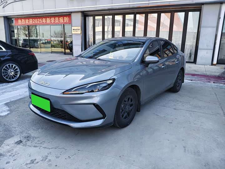 BYD Seal 05 DM-i Hybrid 2025 2025款 DM-i 智驾版 55KM豪华型