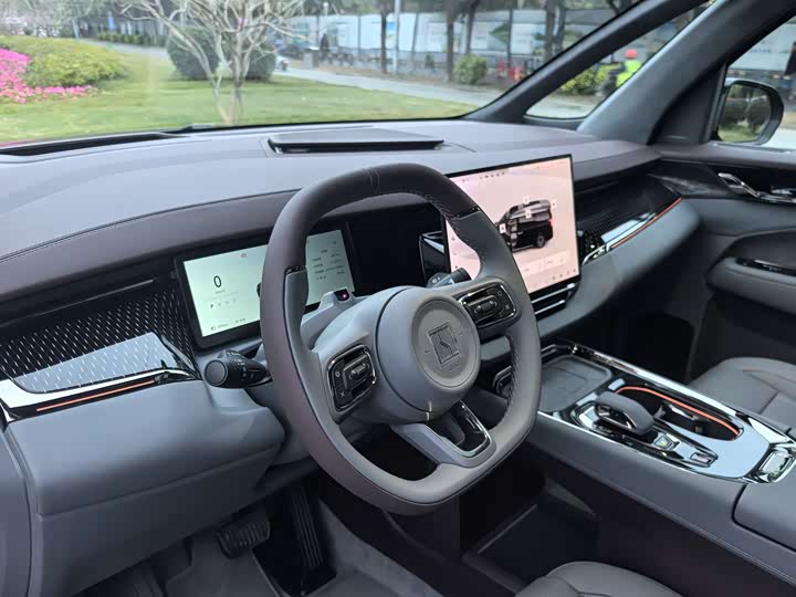 Zeekr 009 2024 2024款 七座过道版 108kWh