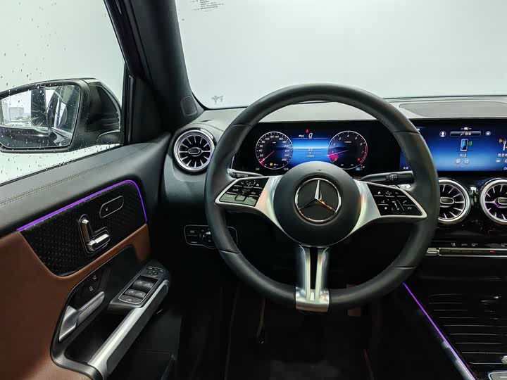 Mercedes-Benz GLB-Class 2025 2025款 GLB 220 时尚型