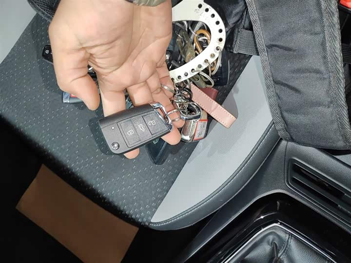 Volkswagen Tacqua 2023 2023款 200TSI DSG 悦智联版