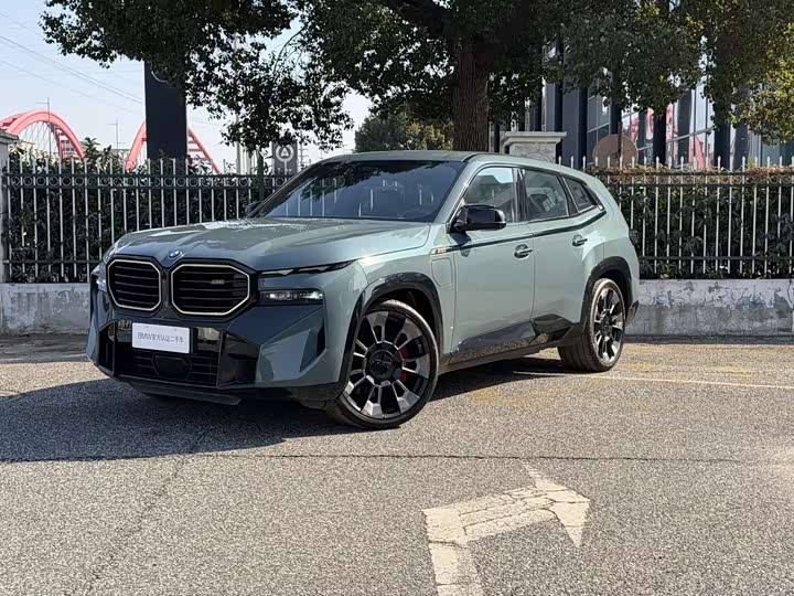 2023 BMW XM