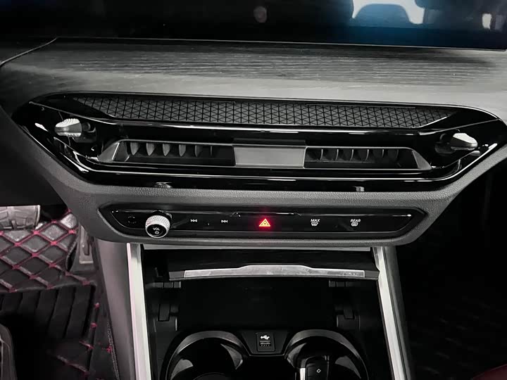 BMW 4 Series 2024 2024款 425i M运动套装