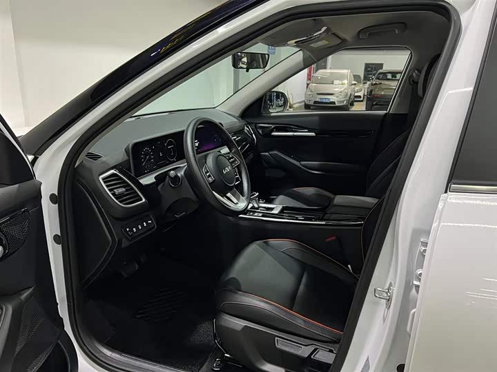 Kia Seltos 2026 2026款 1.5L IVT豪华舒享版