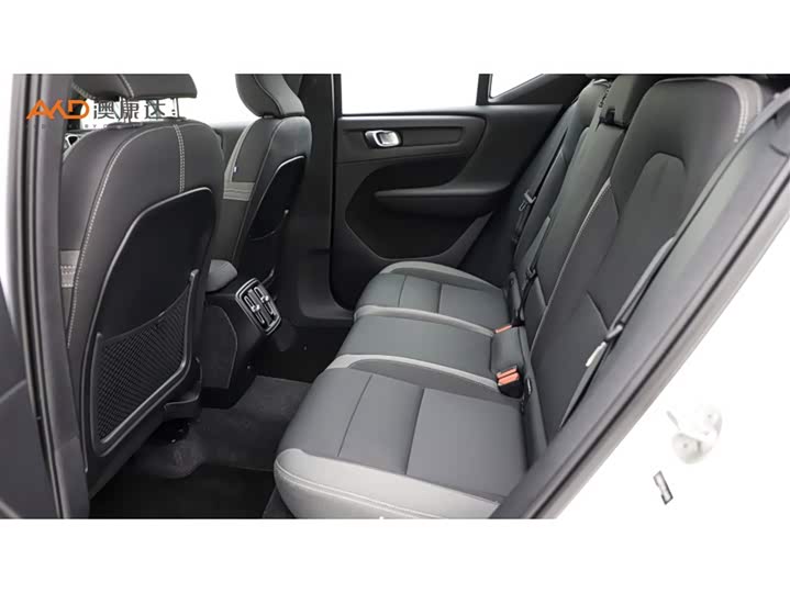 Volvo XC40 2024 2024款 B3 智远豪华版