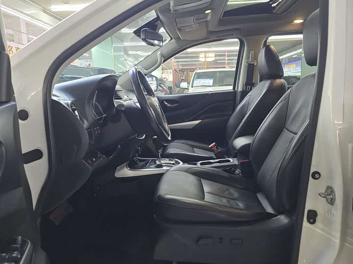 Nissan Terra 2020 2020款 2.5L XV 4WD 自动四驱旗舰版