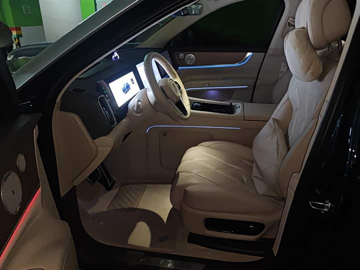 Aito M9 2025 2025款 纯电 Ultra版 100kWh 5座版