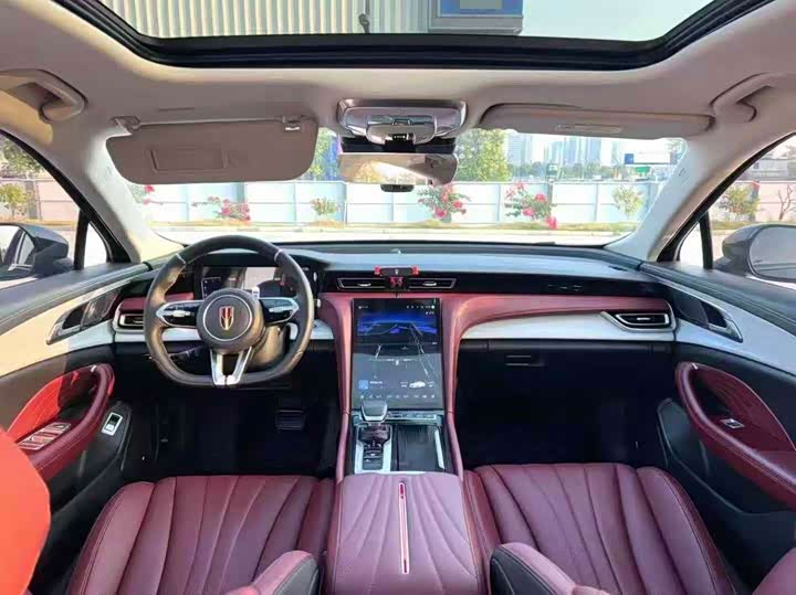 Hongqi H5 2025 2025款 2.0T 自动玄影版