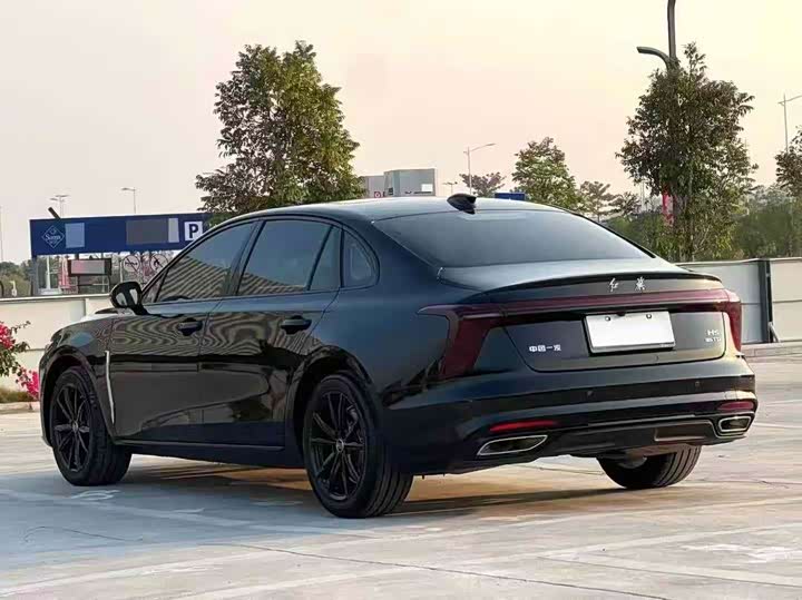 Hongqi H5 2025 2025款 2.0T 自动玄影版
