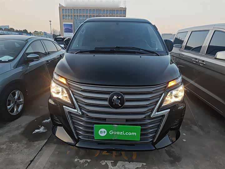 Dongfeng Forthing Lingzhi M5 2023 2023款 M5L 1.6L 基本型 7座