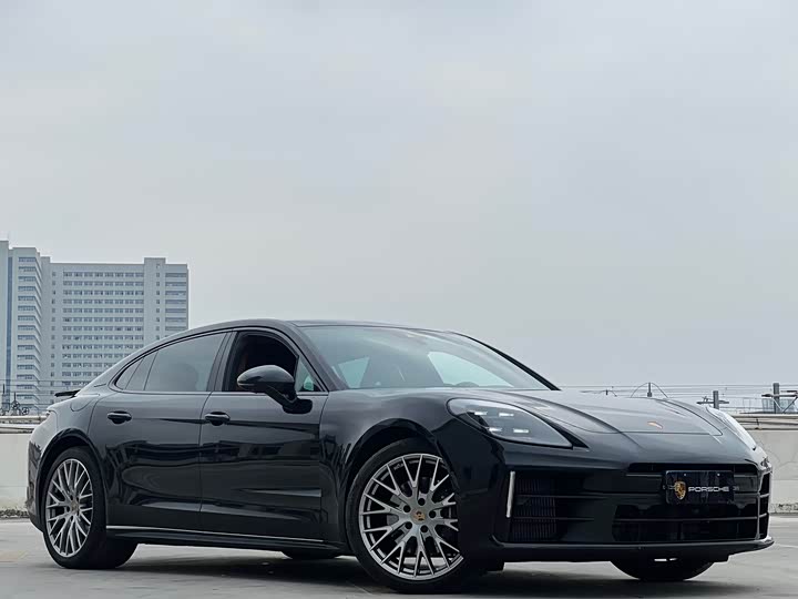 2026 Porsche Panamera