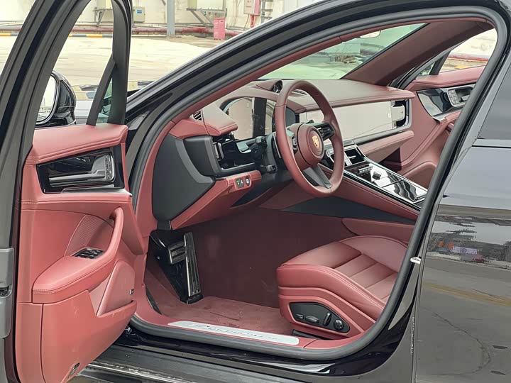 2026 Porsche Panamera