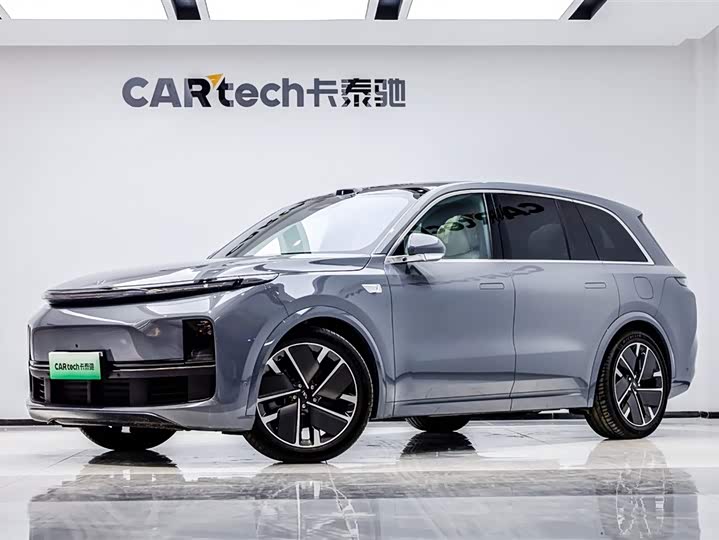 2025 LiXiang L8