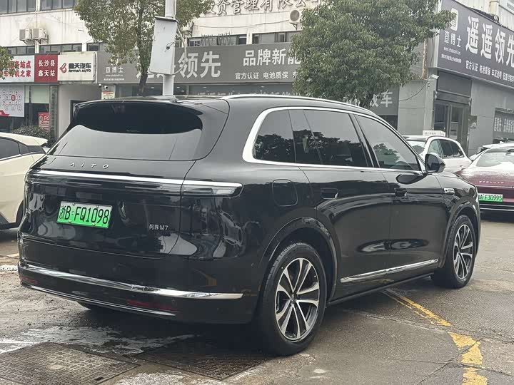 Aito M7 2026 2026款 增程 Max四驱版 6座