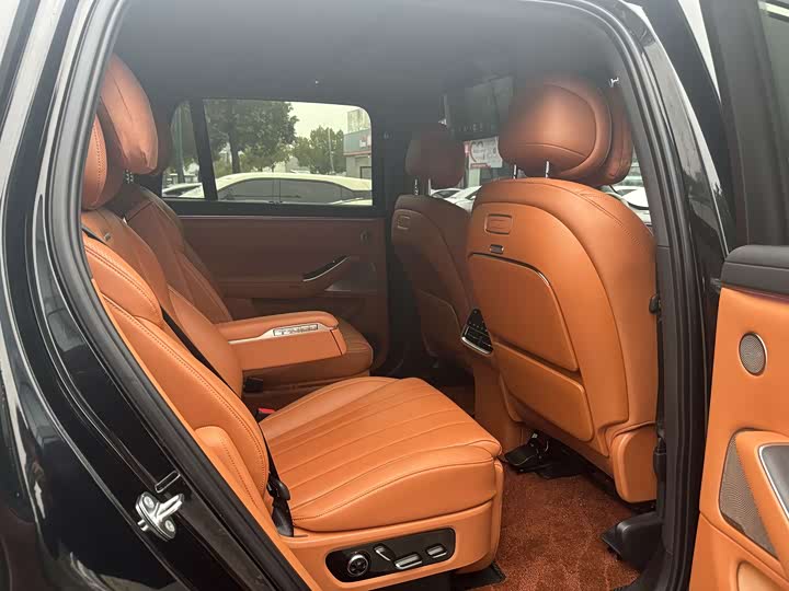 Aito M7 2026 2026款 增程 Max四驱版 6座