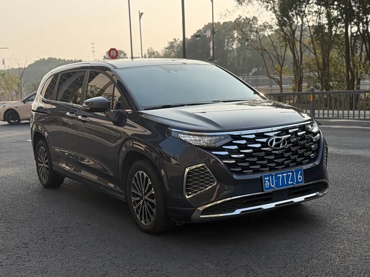 Hyundai Custo 2024 2024款 270TGDi LUX 尊贵版