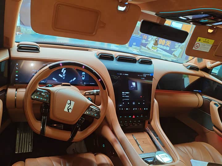 BYD Yangwang U8 2023 2023款 豪华版