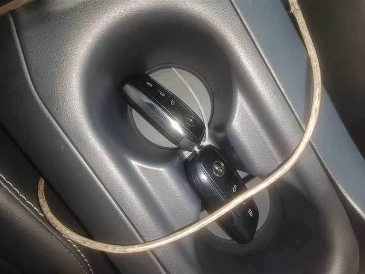 Toyota Corolla 2024 2024款 1.8L 智能电混双擎 精英版