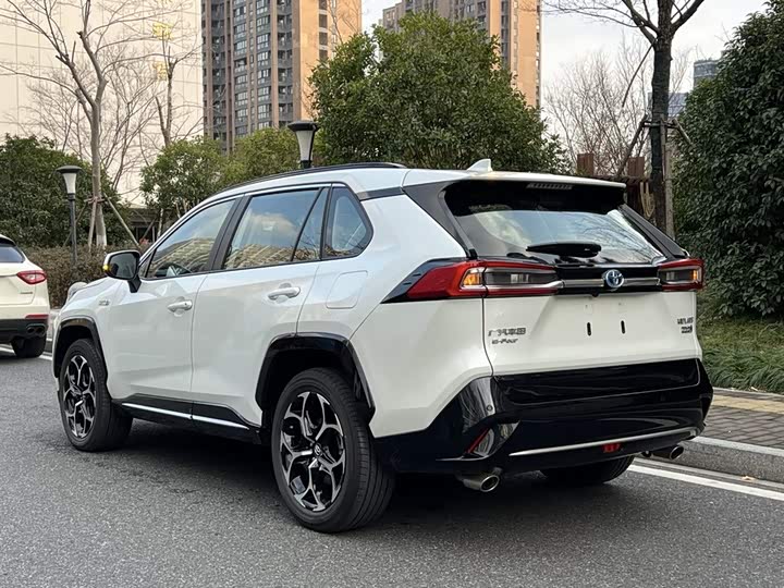 Toyota Wildlander Hybrid 2023 2023款 高性能版 2.5L 四驱激擎版