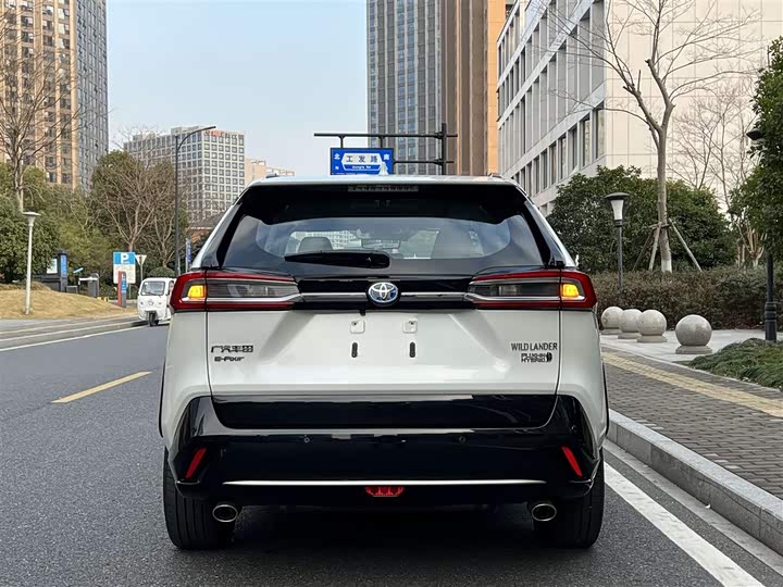Toyota Wildlander Hybrid 2023 2023款 高性能版 2.5L 四驱激擎版