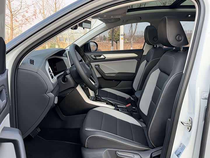Volkswagen T-Roc 2024 2024款 280TSI DSG两驱时光版