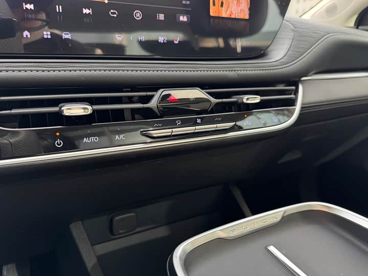 Buick LaCrosse 2025 2025款 28T 白金版