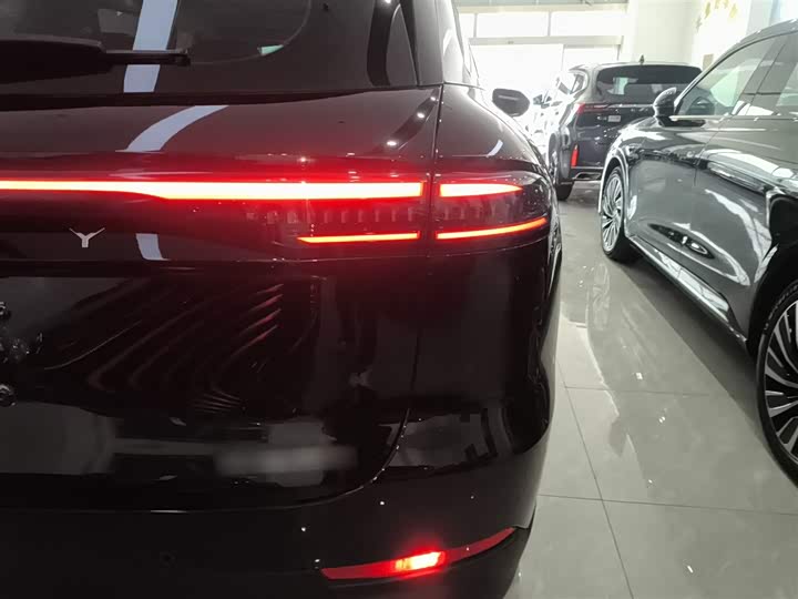 Chery Tiggo 8L 2024 2024款 2.0T 两驱豪华版 5座