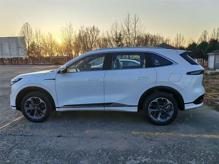 Changan CS75 Plus 2025 2025款 第四代 1.5T 新蓝鲸 智慧尊享型