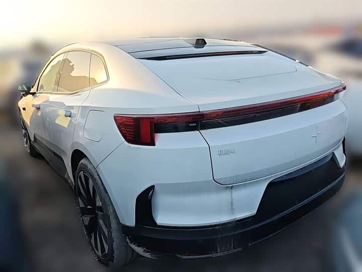 Polestar 4 2024 2024款 双电机长续航PLUS 双星互联版