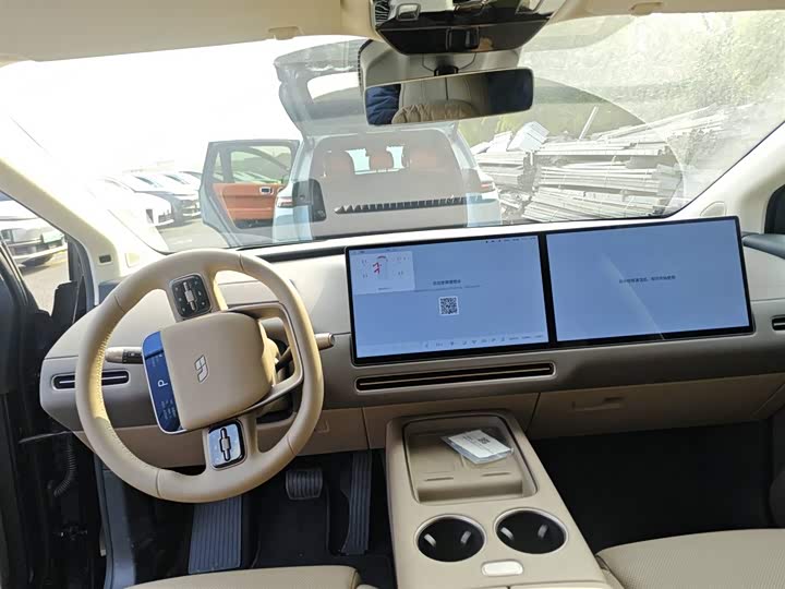 LiXiang i8 2025 2025款 标准版