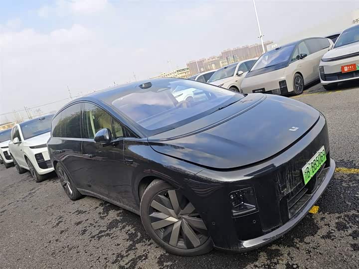 LiXiang i8 2025 2025款 标准版