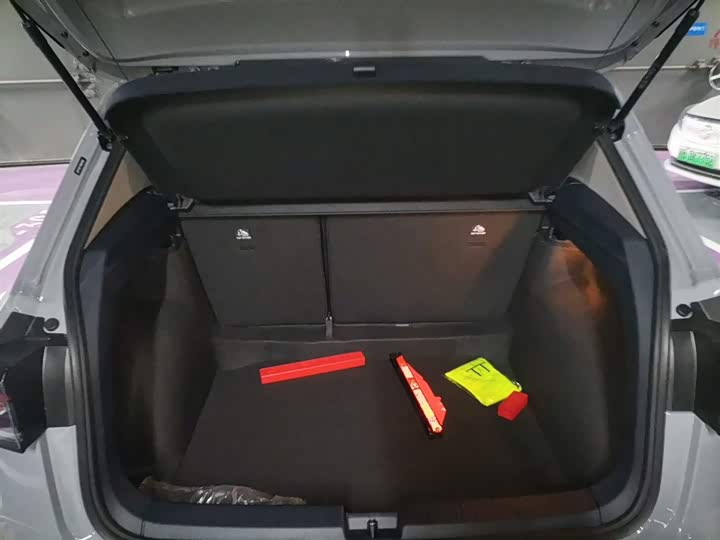 Volkswagen Tharu 2026 2026款 新锐 300TSI 锐享版