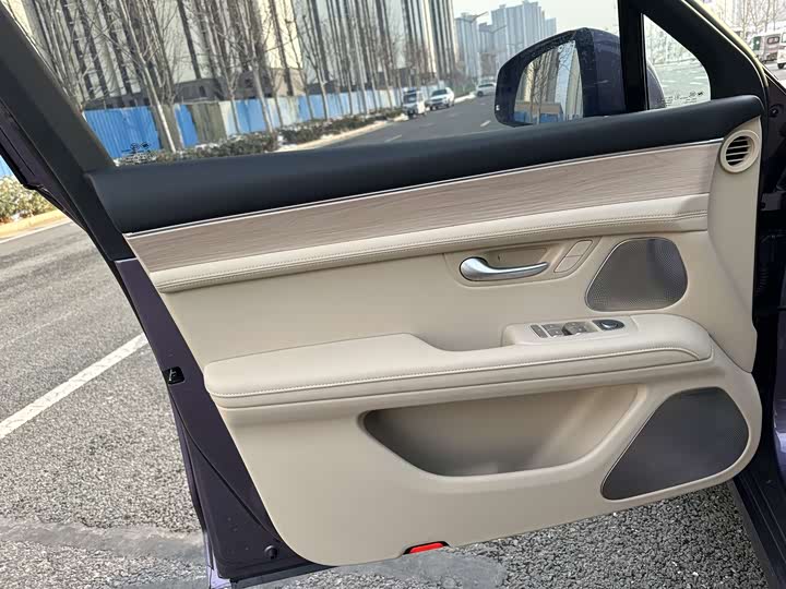 Aito M5 2025 2025款 纯电 Ultra 后驱版