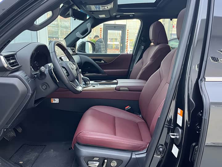 Lexus LX 2025 2025款 700h 领界版