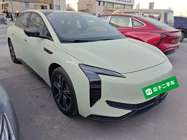 Hongqi EH7 2024 2024款 640 Pro+ 四驱版