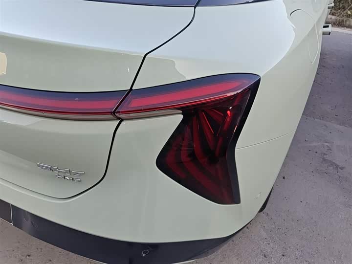 Hongqi EH7 2024 2024款 640 Pro+ 四驱版