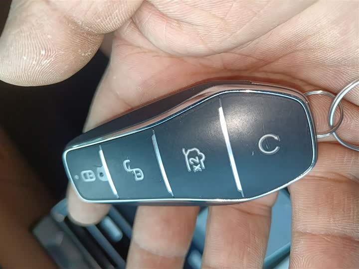 BYD Song L DM-i Hybrid 2025 2025款 智驾版 160km 卓越型