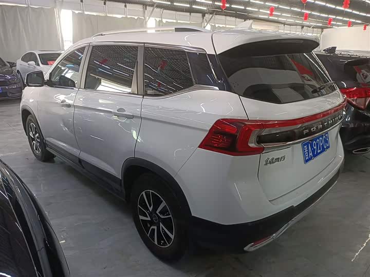 Dongfeng Forthing T5 2021 2021款 1.5T 自动舒享型