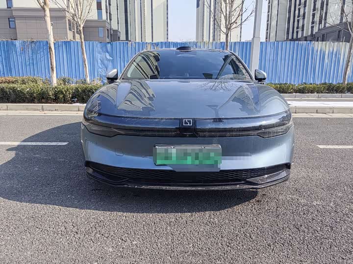 Zeekr 007 2025 2025款 后驱智驾版 75kWh