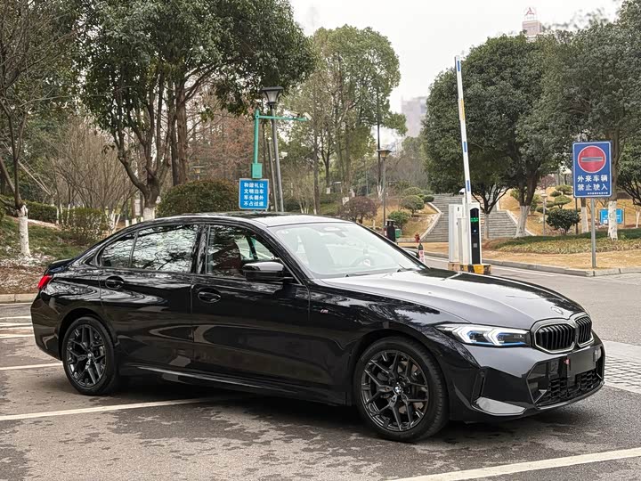 BMW 3 Series 2025 2025款 330Li 尊享型 M运动曜夜套装