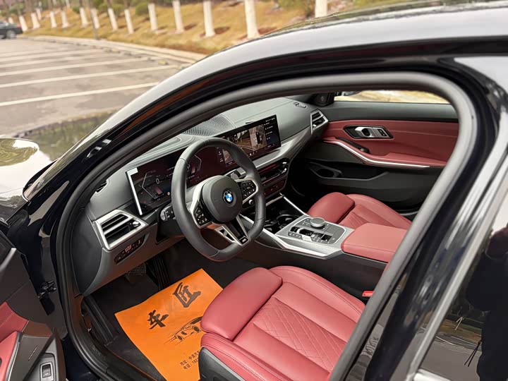 BMW 3 Series 2025 2025款 330Li 尊享型 M运动曜夜套装