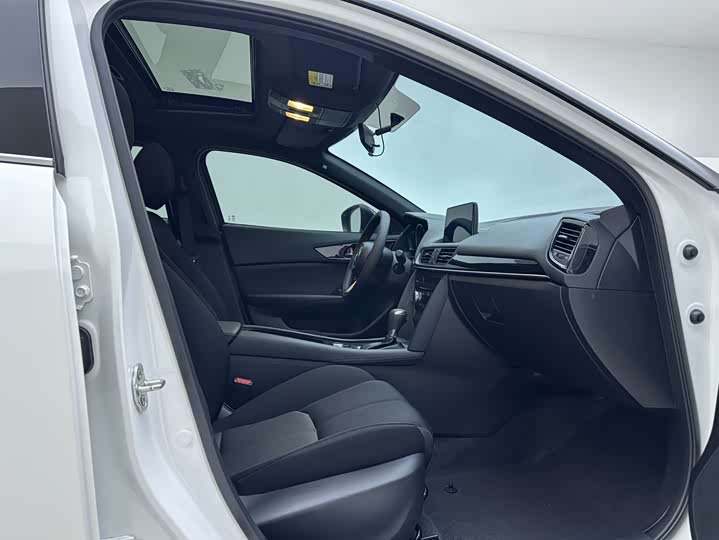 Mazda CX-4 2021 2021款 2.0L 自动两驱蓝天探索版