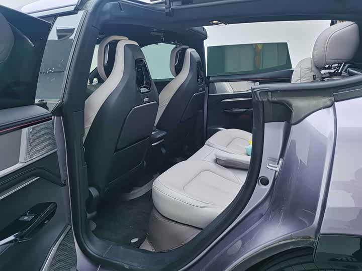 HiPhi Y 2023 2023款 810km 长续航版